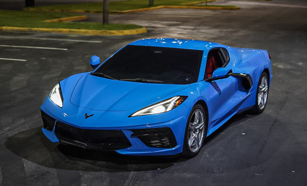 Chevrolet Corvette C8 Blue on Red and Black