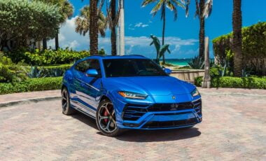 Lamborghini Urus Blue & Black