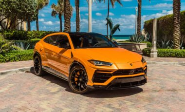 Lamborghini Urus Orange on Orange