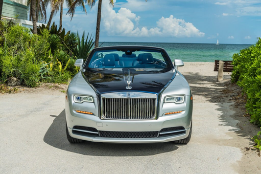 Rolls Royce Dawn Silver on Black