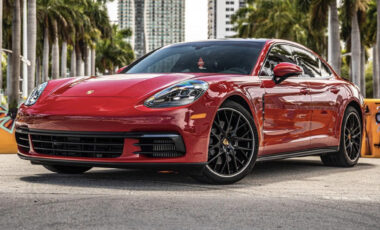 Porsche Panamera Red on Black
