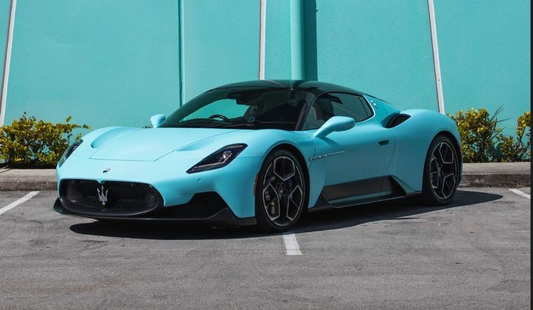 Maserati MC-20 Blue on Black