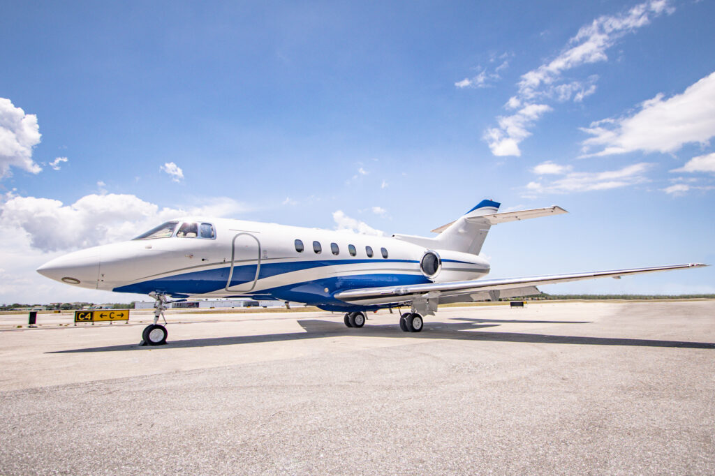 Hawker 800XP