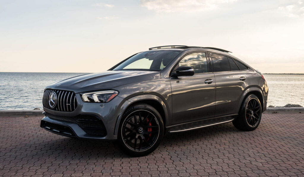 Mercedes Benz GLE 53 AMG Gray on Black