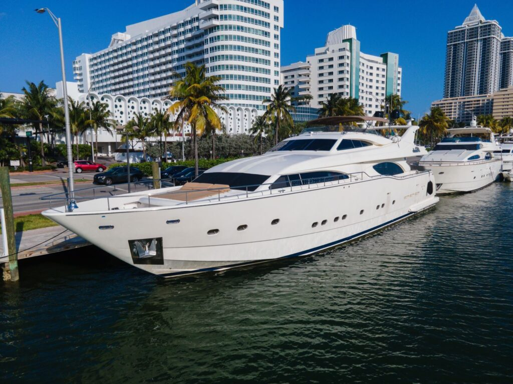 100′ Paladin Yacht